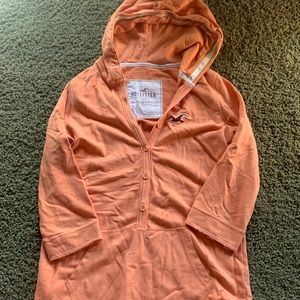 Hollister 3/4 sleeve pull over(hooded)